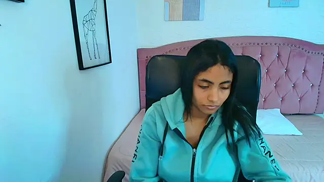 shaneelle online show from 15, 12, 2025