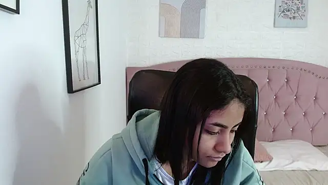 shaneelle online show from 31, 10, 2025