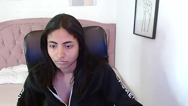 shaneelle online show from 11, 11, 2025