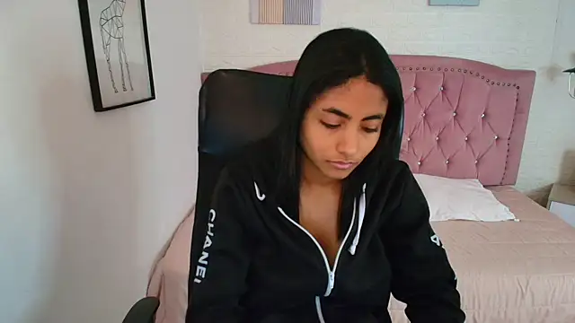 shaneelle online show from 3, 12, 2025