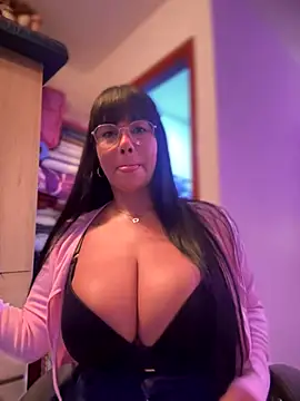 Saorii kiido online show from 12, 10, 2025