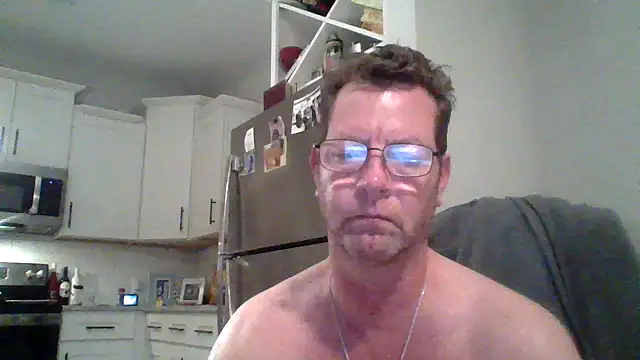 Goldenbear3111 online show from 5, 3, 2026