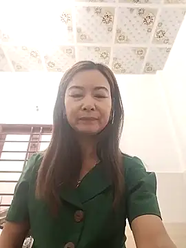 Sexy-ladyboobs20 online show from 21, 3, 2025