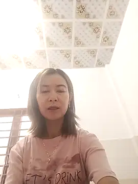 Sexy-ladyboobs20 online show from 21, 9, 2025