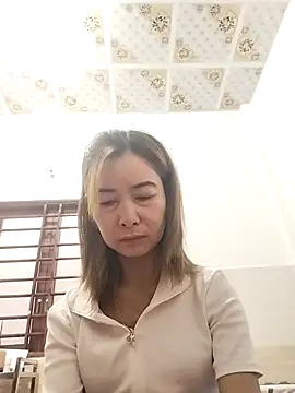 Sexy-ladyboobs20 online show from 16, 11, 2025