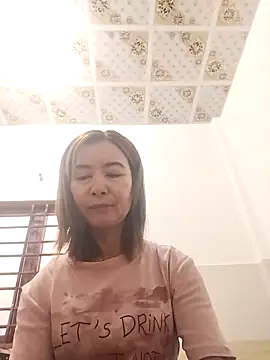 Sexy-ladyboobs20 online show from 26, 9, 2025