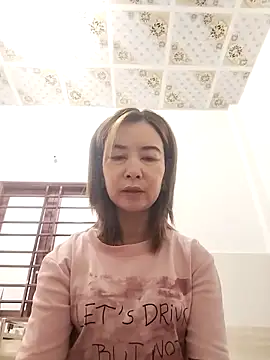 Sexy-ladyboobs20 online show from 12, 10, 2025