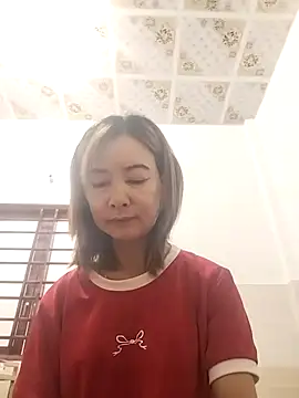 Sexy-ladyboobs20 online show from 11, 9, 2025