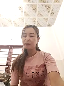 Sexy-ladyboobs20 online show from 13, 3, 2025