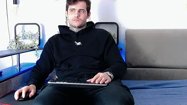 Snapshot of CarterCole chatting on 27, 2, 2025 CarterCole online show from 27, 2, 2025