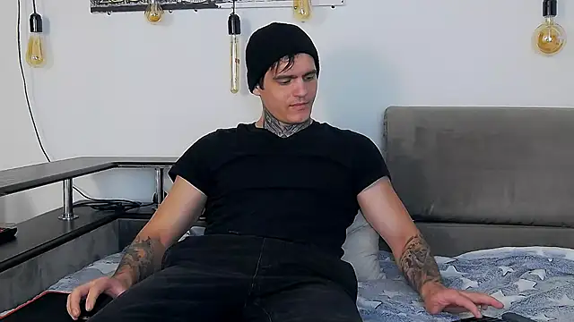 Snapshot of CarterCole chatting on 19, 12, 2025 CarterCole online show from 19, 12, 2025