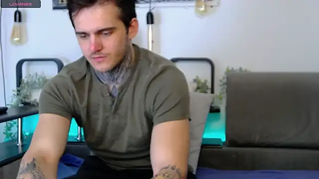 Snapshot of CarterCole chatting on 8, 3, 2025 CarterCole online show from 8, 3, 2025