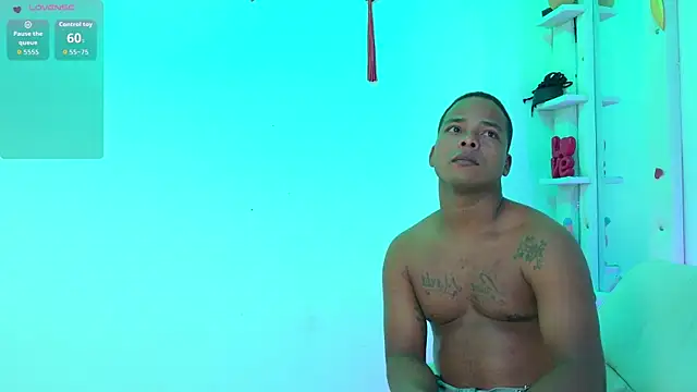  exoticcouple69  online show from 4, 10, 2025