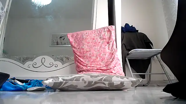 Snapshot of Porcellinahotxx chatting on 3, 2, 2025 Porcellinahotxx online show from 3, 2, 2025