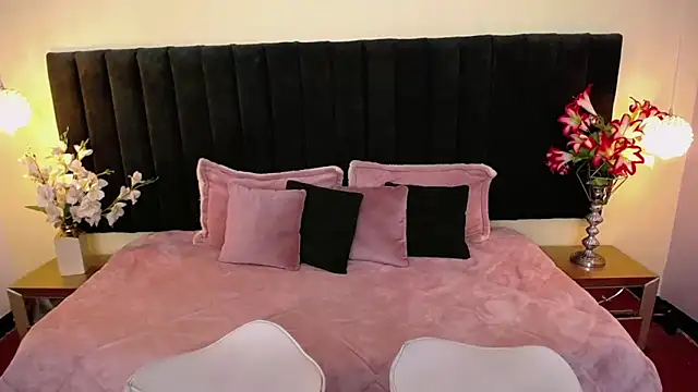 Snapshot of soft_attraction chatting on 15, 10, 2025 soft attraction online show from 15, 10, 2025