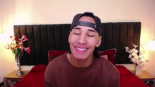 soft attraction online show from 8, 1, 2026