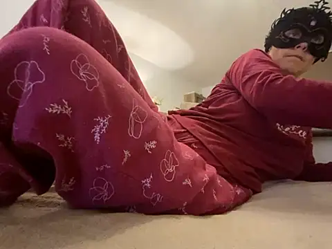 Marilou1983 online show from 10, 9, 2025