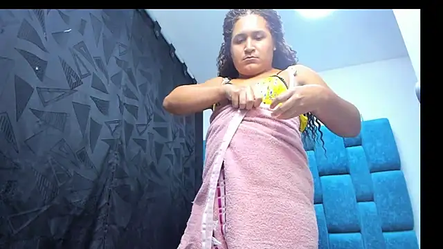 dirtygirl hot online show from 22, 3, 2025