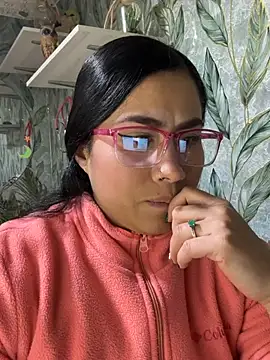 Snapshot of Sweet__Nurse1 chatting on 16, 7, 2026 Sweet Nurse1 online show from 16, 7, 2026