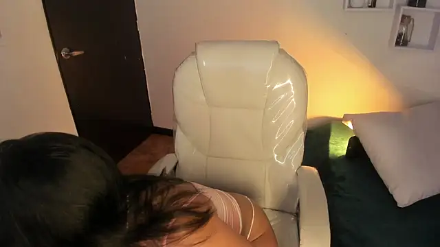 Vic beckeer online show from 3, 2, 2026