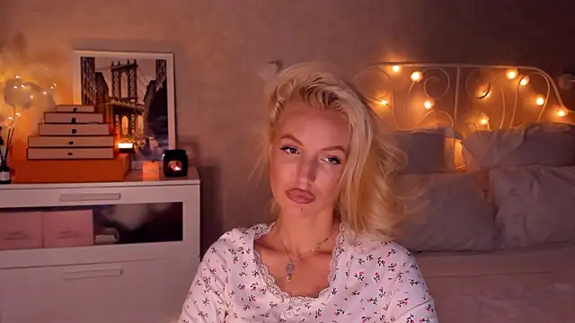 aestetick online show from 5, 1, 2026