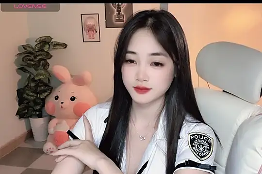  Aimy  online show from 16, 11, 2025