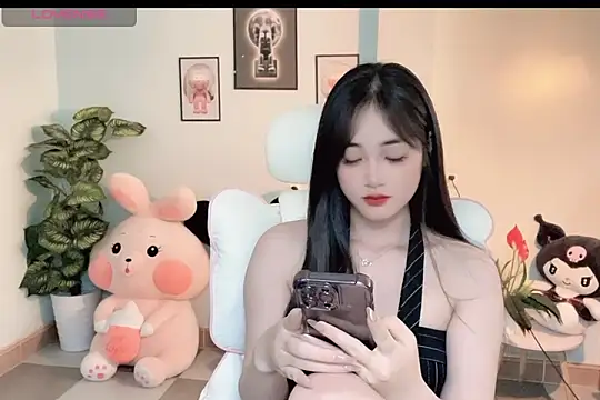  Aimy  online show from 3, 12, 2025