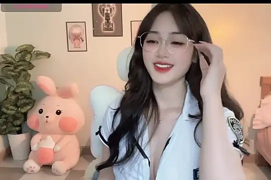  Aimy  online show from 12, 10, 2025