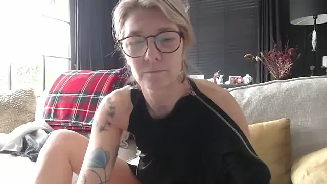 godinflower online show from 12, 10, 2025