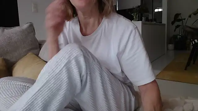 Snapshot of godinflower chatting on 17, 1, 2026 godinflower online show from 17, 1, 2026