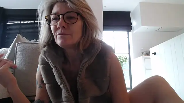 godinflower online show from 20, 9, 2025