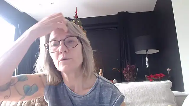 godinflower online show from 16, 12, 2025