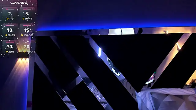 AmmyJones  online show from 10, 9, 2025