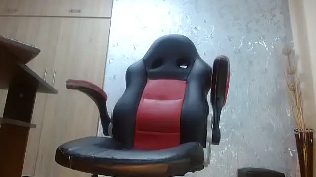 PaulinaRubio  online show from 24, 11, 2025