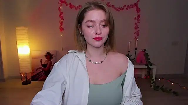 AidaPerry online show from 21, 1, 2025