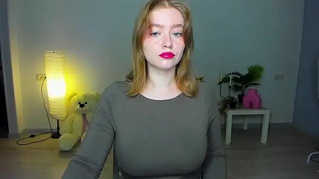 AidaPerry online show from 4, 10, 2025