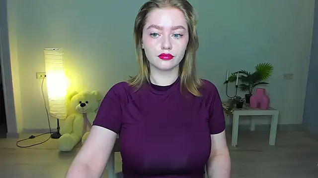 AidaPerry online show from 24, 9, 2025