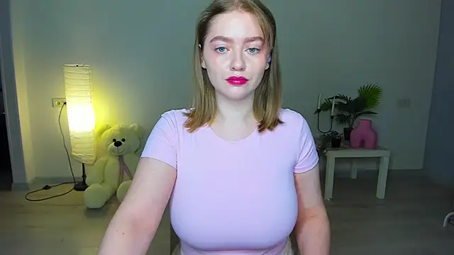 AidaPerry online show from 11, 10, 2025