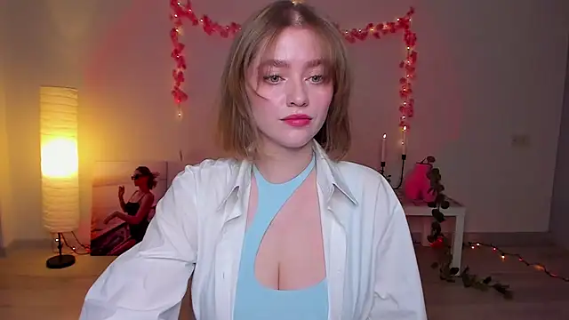 AidaPerry online show from 17, 1, 2025