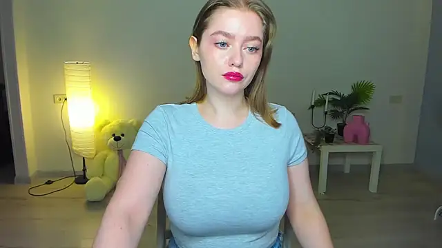 AidaPerry online show from 25, 9, 2025