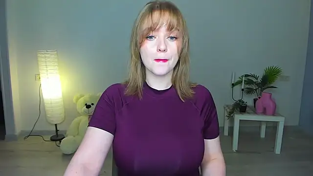 AidaPerry online show from 10, 9, 2025