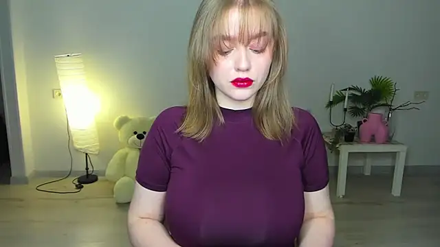 AidaPerry online show from 17, 10, 2025