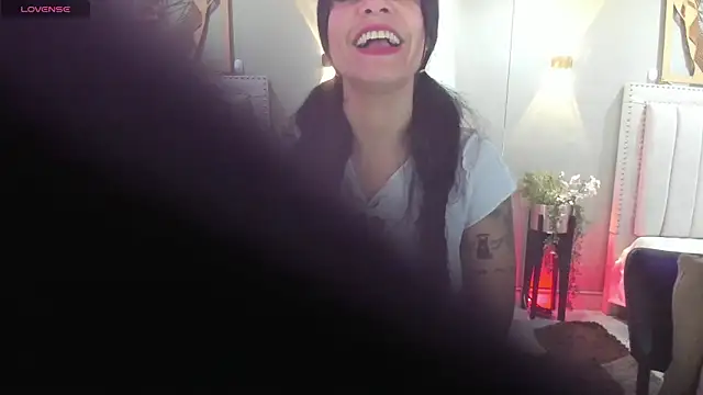 StefyGil  online show from 15, 4, 2026