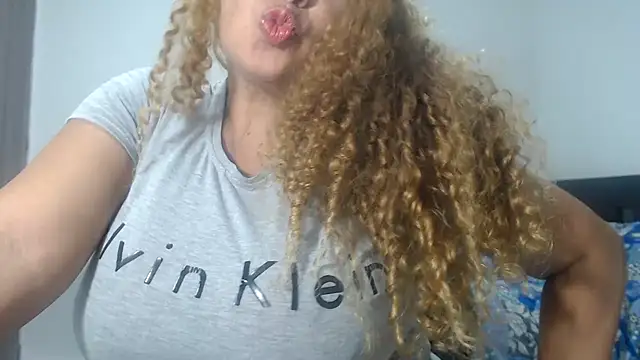 BustyAmanda online show from 21, 2, 2025