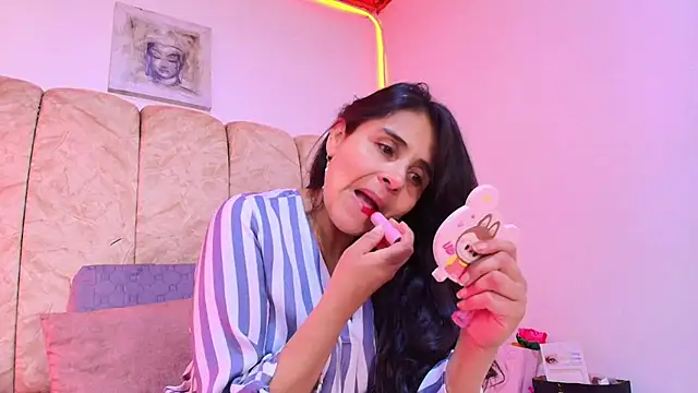  Marcela   online show from 10, 4, 2026