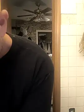 ImCarolinaCutiexxx online show from 23, 10, 2025