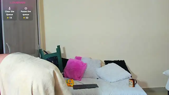 ValeryJohanson  online show from 7, 4, 2026