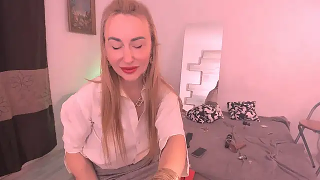 Snapshot of Lakshmi_lotus chatting on 2, 10, 2025 Lakshmi lotus online show from 2, 10, 2025