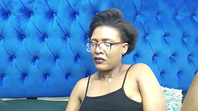 SpicyQueenxxxx online show from 17, 5, 2026