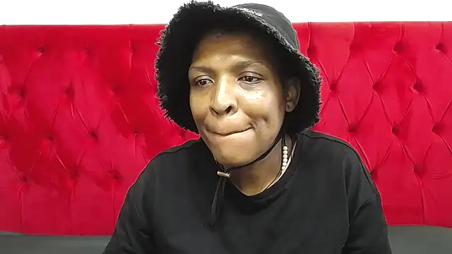 SpicyQueenxxxx online show from 12, 6, 2026